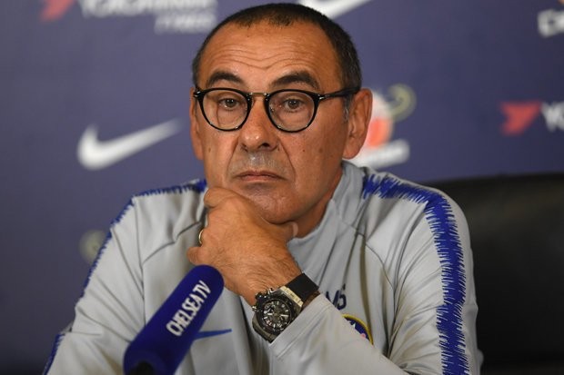 Champions League:Sarri names two clubs in position to lift trophy this season