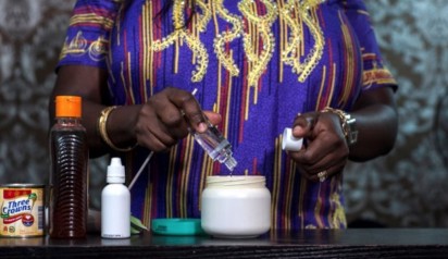 Skin bleaching in Africa : An ‘addiction’ with risks